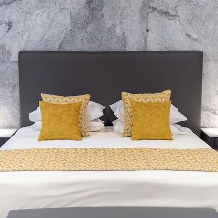 33solonossuites Aten